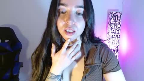 ana 3 online show from November 25, 1:27 am