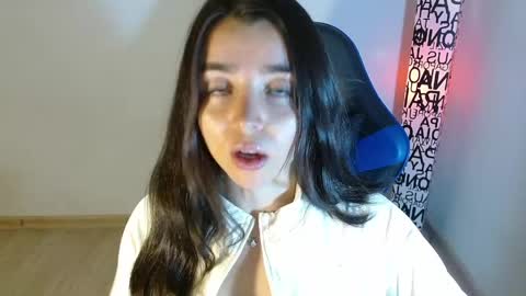 ana 3 online show from April 19, 2:22 am