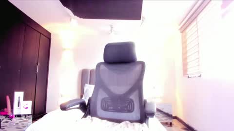 Snapshot of anaruiz1_ chatting on January 26, 3:47 pm ana online show from January 26, 3:47 pm