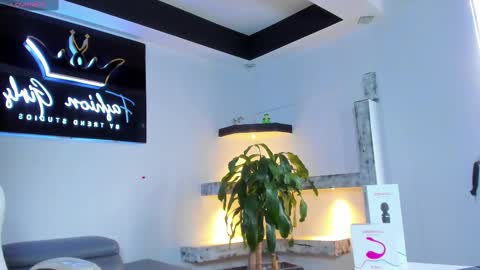 Snapshot of anaruiz1_ chatting on February 23, 9:26 pm ana online show from February 23, 9:26 pm