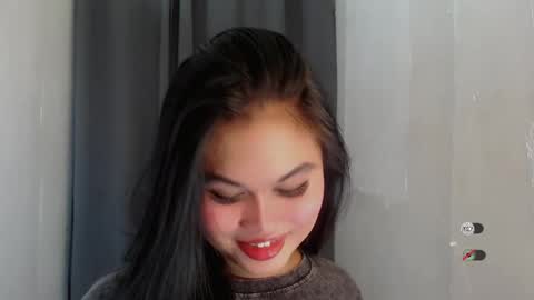 Snapshot of anaruru_ chatting on April 14, 2:45 pm ANA online show from April 14, 2:45 pm