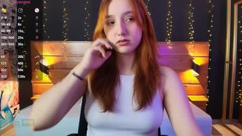 Snapshot of anastasia_windel chatting on September 18, 8:33 pm Anastasia online show from September 18, 8:33 pm