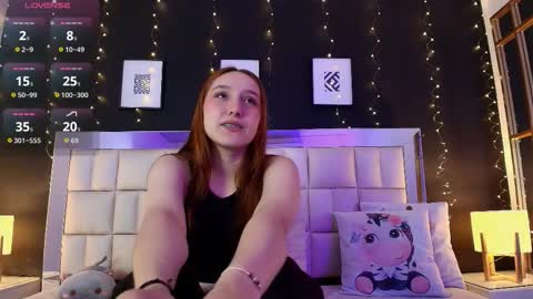 Snapshot of anastasia_windel chatting on October 9, 7:45 pm Anastasia online show from October 9, 7:45 pm