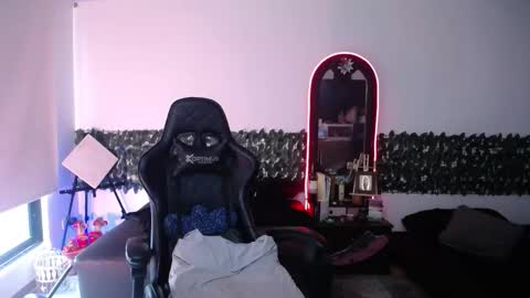 Jennyfer.... but u can say me Anastasia online show from October 15, 9:04 pm