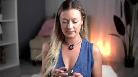 Snapshot of anastasiamills chatting on July 9, 9:08 pm AnastasiaMills online show from July 9, 9:08 pm