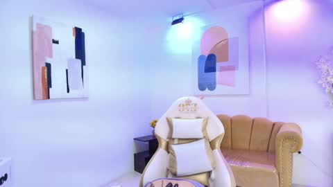 Snapshot of anastasiia_rouse chatting on December 2, 3:45 am Anastasia online show from December 2, 3:45 am