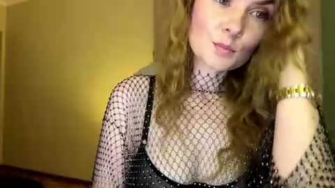 Ana online show from June 20, 10:45 pm