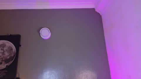 Kendra  online show from December 2, 11:26 am