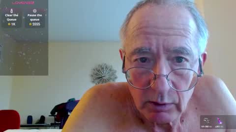 Snapshot of anax69 chatting on February 10, 12:18 pm mario online show from February 10, 12:18 pm