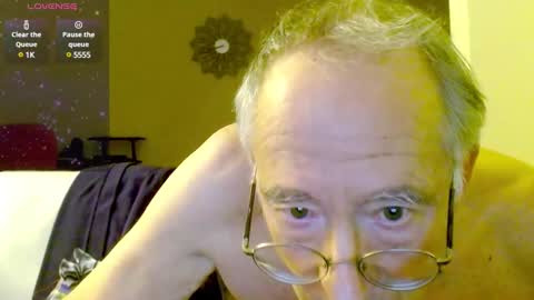 Snapshot of anax69 chatting on March 11, 10:20 pm mario online show from March 11, 10:20 pm