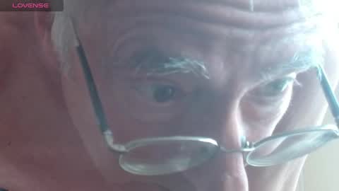 mario online show from April 19, 12:37 pm