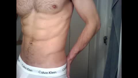 Snapshot of and_andys chatting on December 15, 9:24 am and_andys online show from December 15, 9:24 am