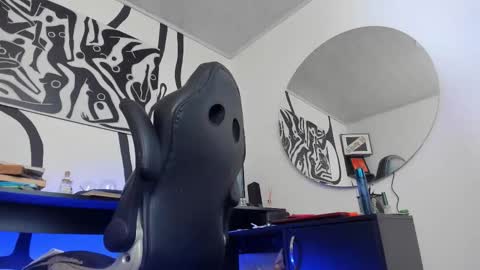 Andrs   -                   online show from February 13, 1:56 am