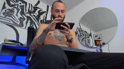 Andrs   -                   online show from March 7, 2:19 am