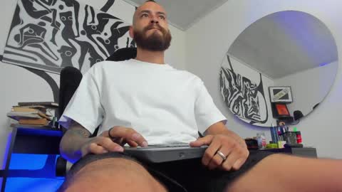 Andrs   -                   online show from June 7, 12:04 am