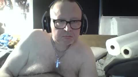 anderso19744 online show from February 10, 2:04 am