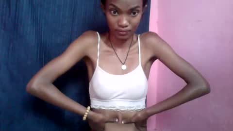 Snapshot of andohh237973 chatting on November 21, 5:50 am andohh237973 online show from November 21, 5:50 am