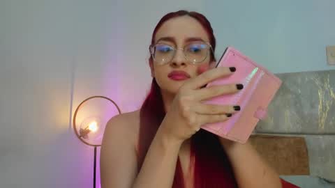 Andra Cyrus online show from October 8, 11:41 am