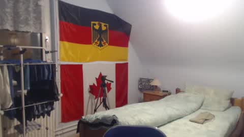 Snapshot of andre124231 chatting on January 2, 8:24 pm Andre online show from January 2, 8:24 pm