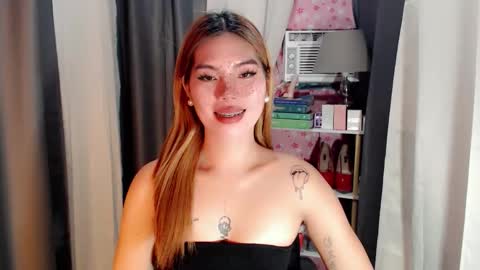 andrea06121998 online show from March 18, 4:10 pm