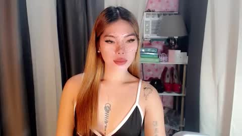 andrea06121998 online show from April 19, 6:10 pm