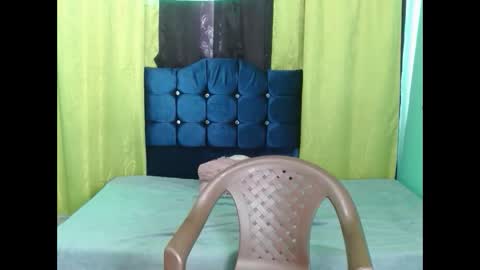 andrea1_ebony online show from December 2, 1:05 pm