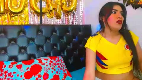 Snapshot of andrea_andres_couplehot chatting on June 28, 3:40 pm andrea andres couplehot online show from June 28, 3:40 pm