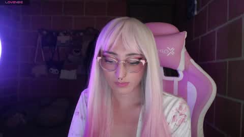 Andrea  online show from July 17, 7:37 am