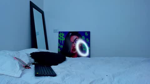 Andrea Cherry online show from October 29, 1:46 pm