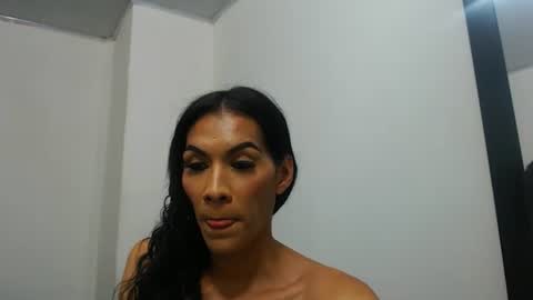 andrea_hornny69 online show from October 1, 1:22 am