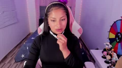 Snapshot of andrea_kinky chatting on March 11, 11:04 pm andrea_kinky online show from March 11, 11:04 pm