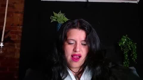 Snapshot of andrea_secret_ chatting on September 27, 3:06 pm ANDREA  online show from September 27, 3:06 pm