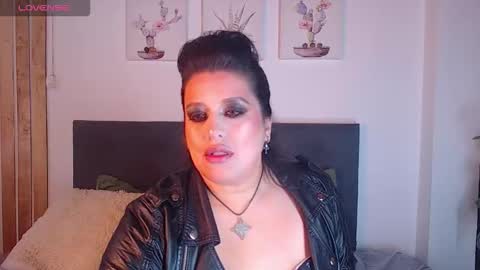 Snapshot of andrea_secret_ chatting on October 20, 3:45 pm ANDREA  online show from October 20, 3:45 pm