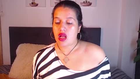 Snapshot of andrea_secret_ chatting on October 22, 3:23 pm ANDREA  online show from October 22, 3:23 pm