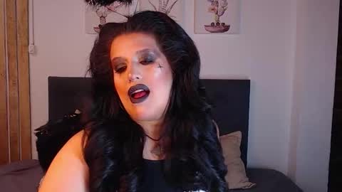 Snapshot of andrea_secret_ chatting on October 25, 5:08 pm ANDREA  online show from October 25, 5:08 pm