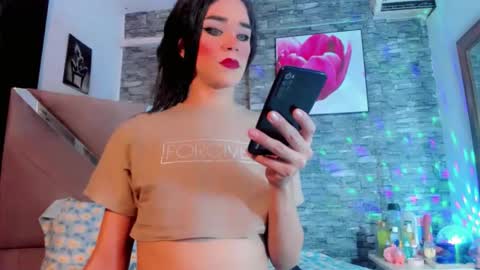 ANDREINA online show from April 24, 7:05 pm