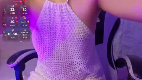 Snapshot of andrea_tx chatting on July 28, 6:20 pm andrea_tx online show from July 28, 6:20 pm