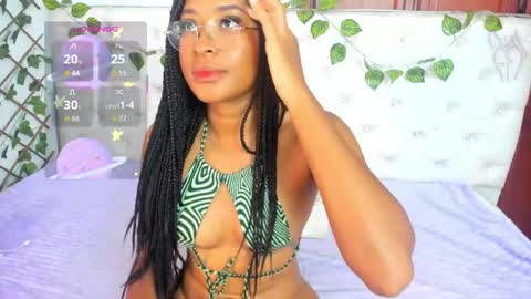 Naomi Andrea Daviss online show from September 11, 12:49 pm