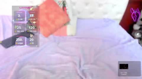 Naomi Andrea Daviss online show from September 20, 11:44 am