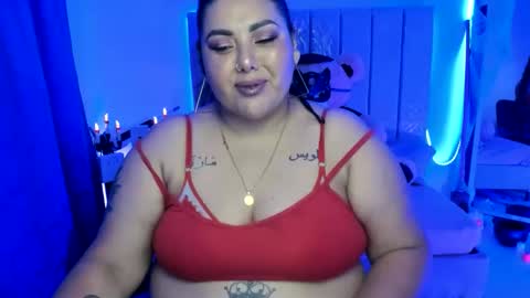 Snapshot of andreaakinky chatting on October 24, 8:44 am andreaakinky online show from October 24, 8:44 am