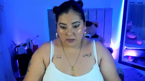 andreaakinky online show from November 9, 8:12 am