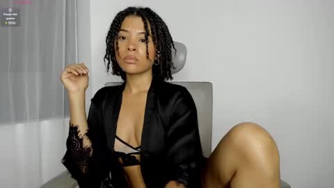 Andrea  online show from January 29, 4:52 pm