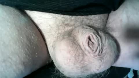 Snapshot of andreas40cc chatting on May 19, 11:27 am Andreas40CC online show from May 19, 11:27 am