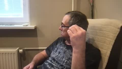 andreass60 online show from December 19, 8:10 am