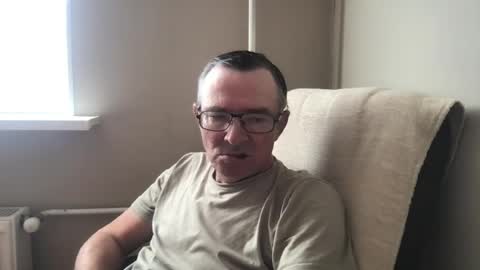 Snapshot of andreass60 chatting on August 3, 6:01 am andreass60 online show from August 3, 6:01 am