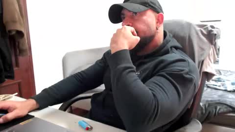  Instagram  online show from December 22, 11:18 am