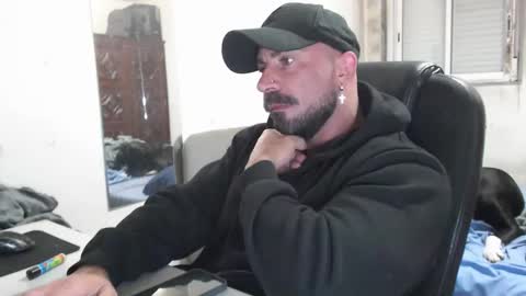  Instagram  online show from January 7, 6:54 pm