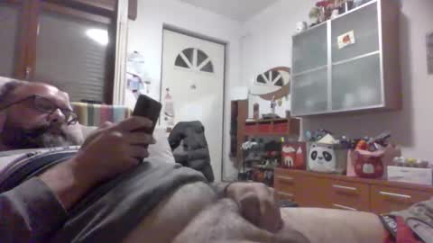 Andre online show from April 7, 8:20 pm