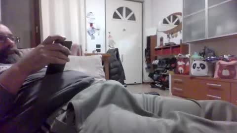 Andre online show from April 12, 8:58 pm