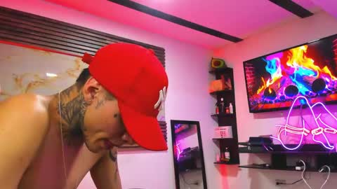 andrees_s online show from March 26, 7:30 pm